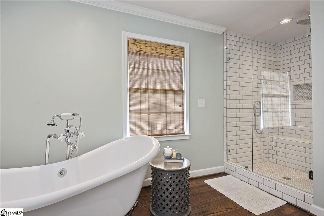 322 Henderson Road Greenville, SC 29607 - Photo 22 of 36