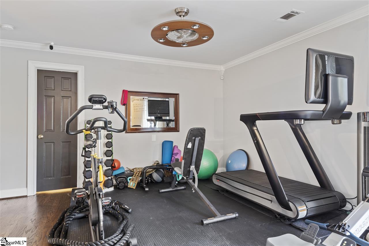 322 Henderson Road Greenville, SC 29607 - Photo 26 of 36