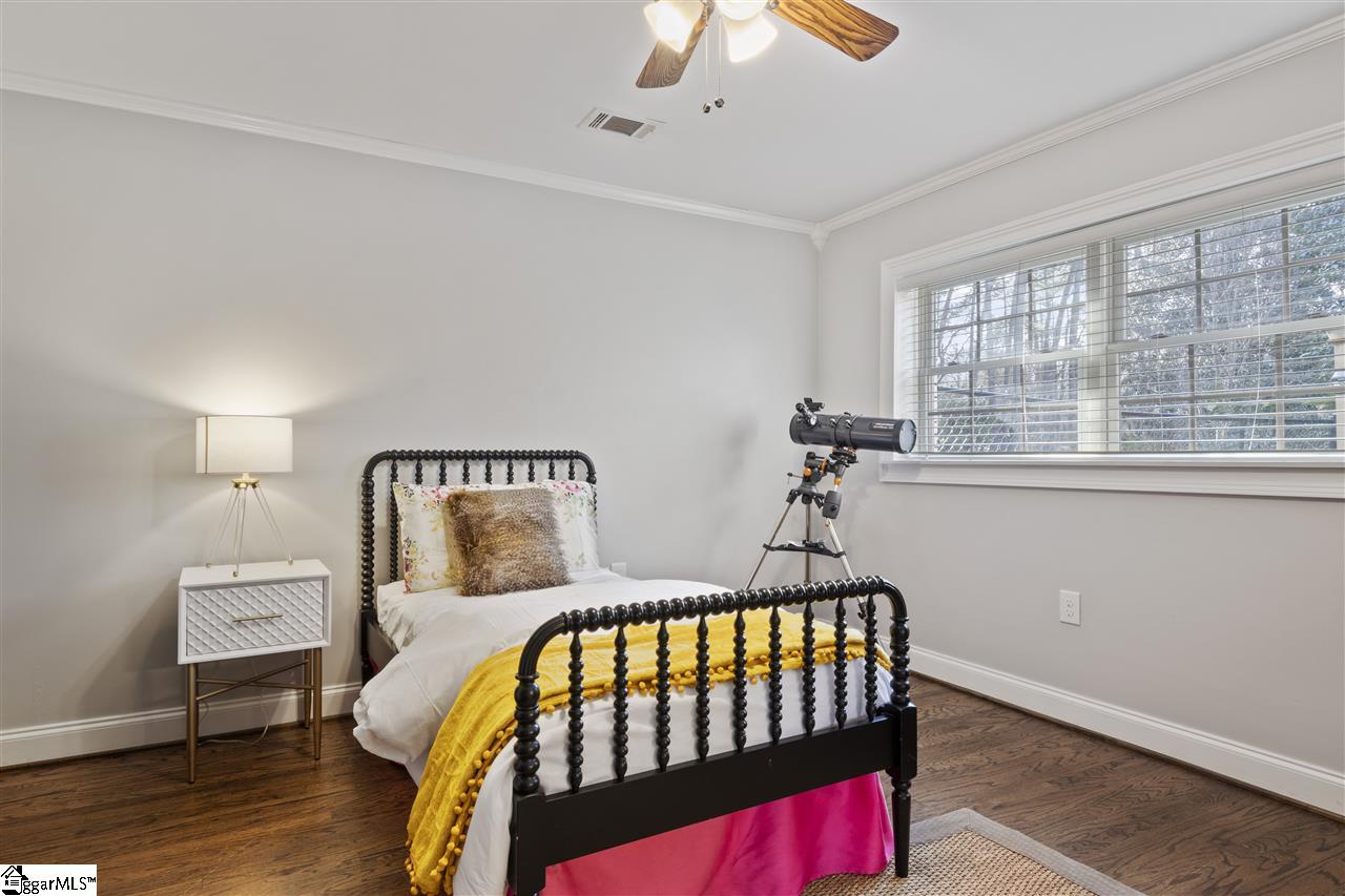 322 Henderson Road Greenville, SC 29607 - Photo 27 of 36