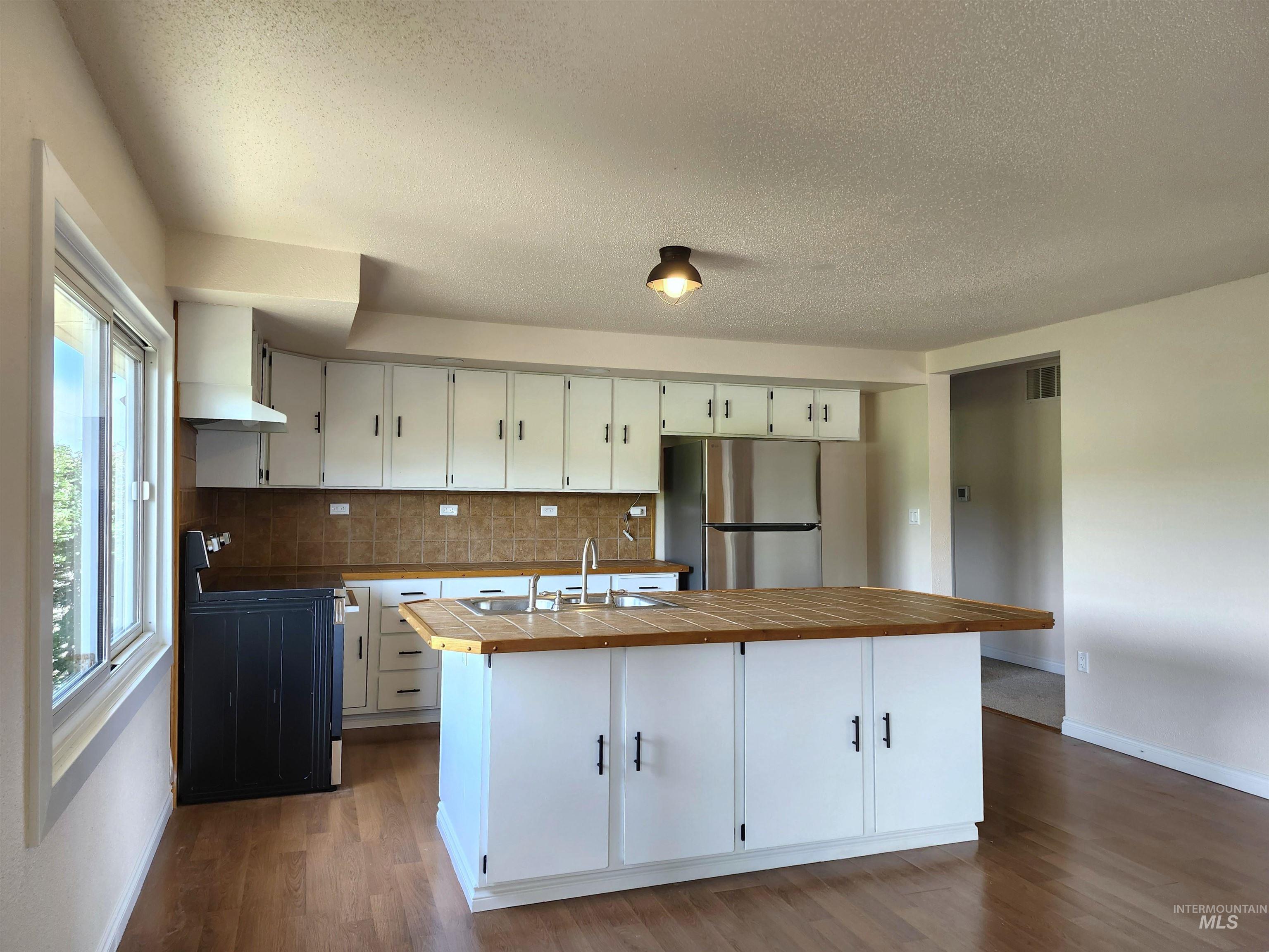 635 Onaway Road Onaway, ID 83855 - Photo 7 of 50