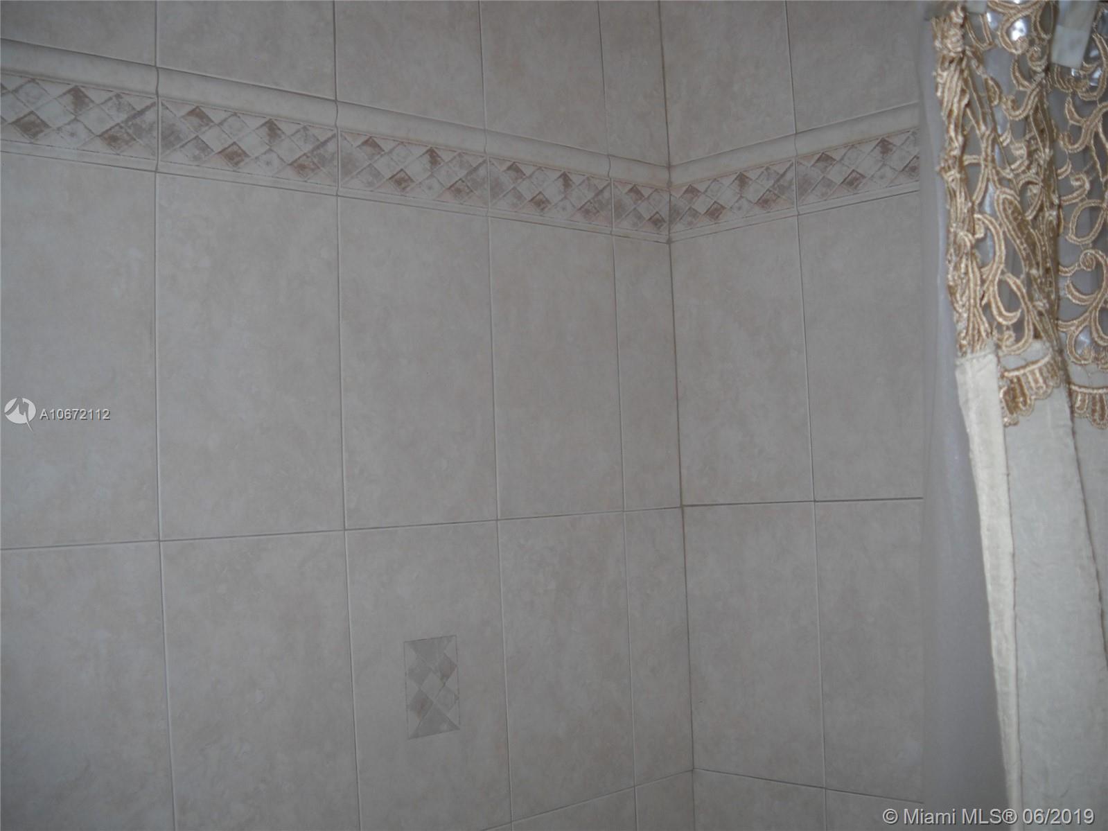 698 Northwest 15th Avenue Boca Raton, FL 33486 - Photo 5 of 14 Gallery Image 5