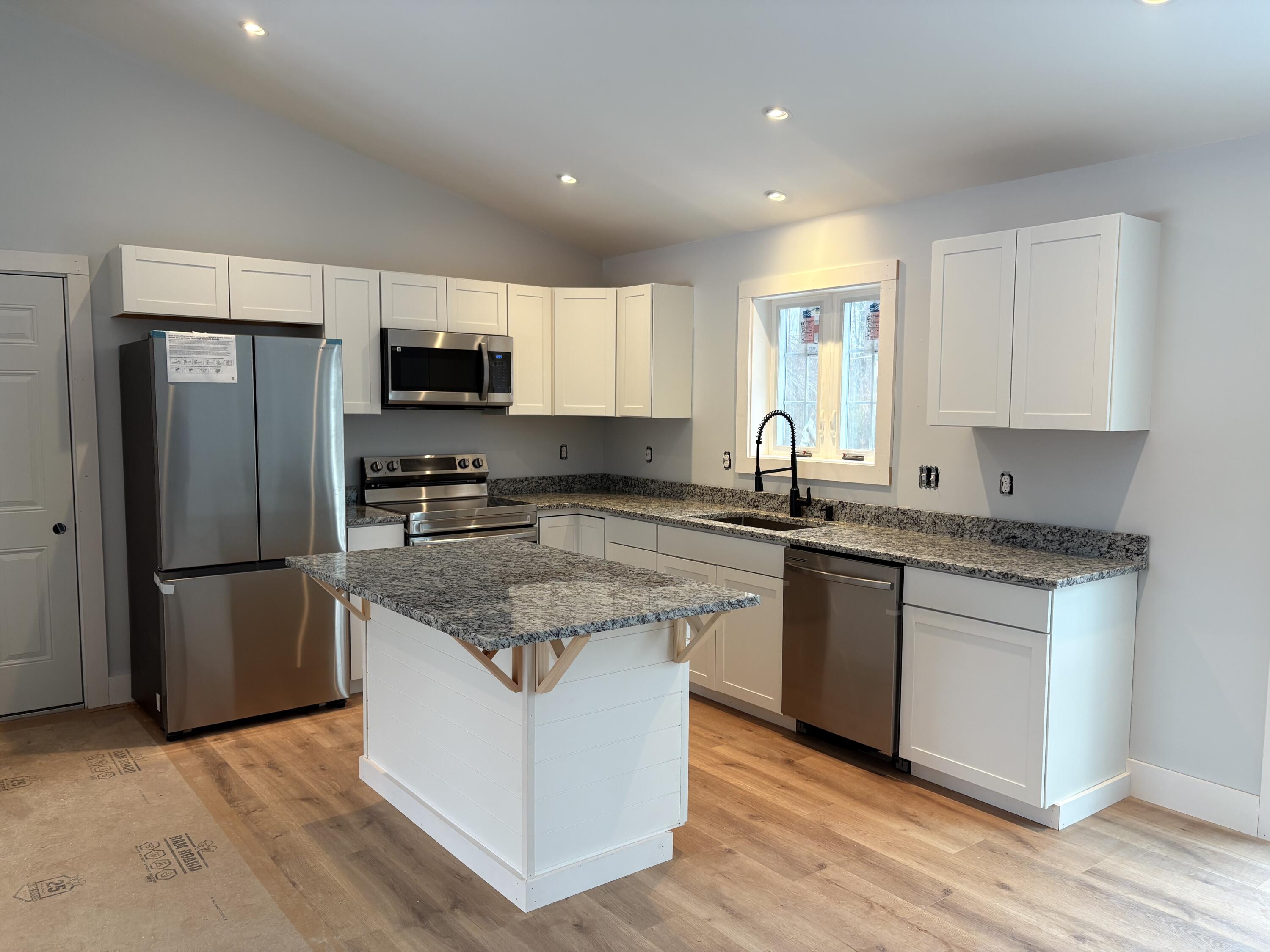 341 River Road Windham, ME 04062 - Photo 6 of 14 IMG_2902