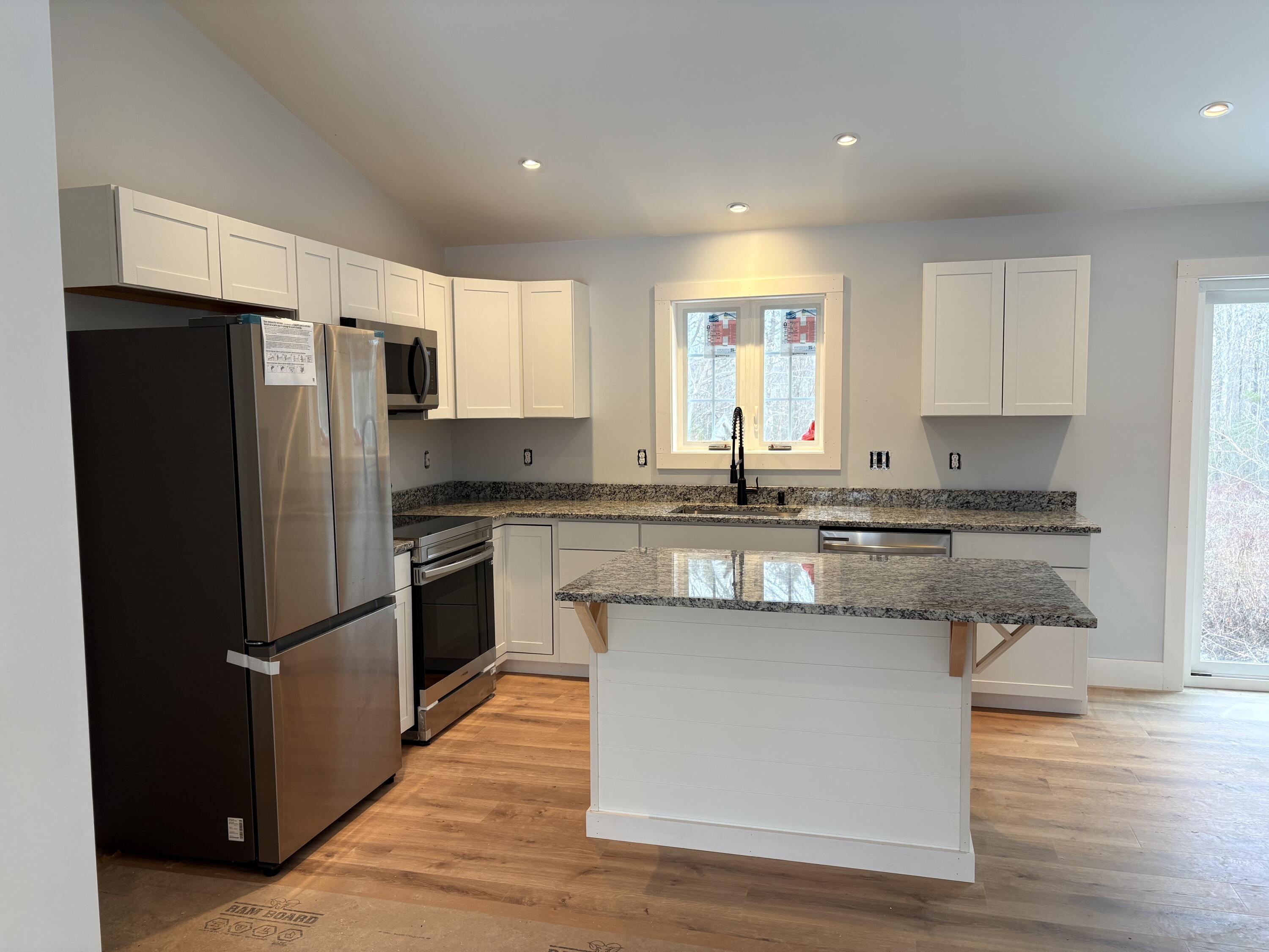 341 River Road Windham, ME 04062 - Photo 8 of 14 IMG_2903