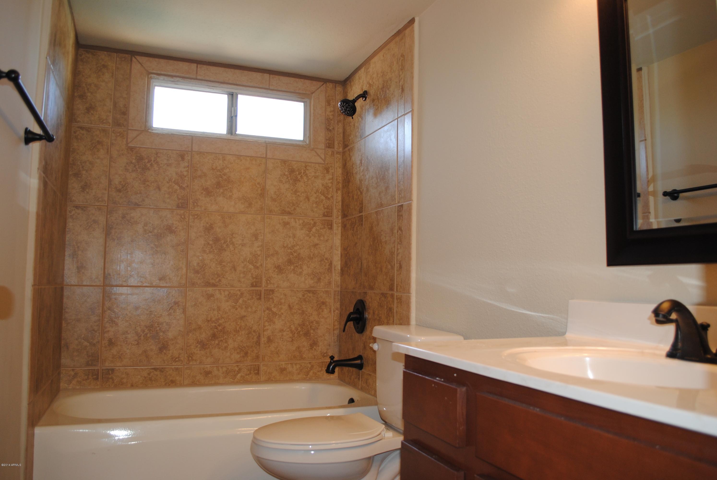 3713 West Hearn Road Phoenix, AZ 85053 - Photo 8 of 22 Hall Bathroom-Remodeled