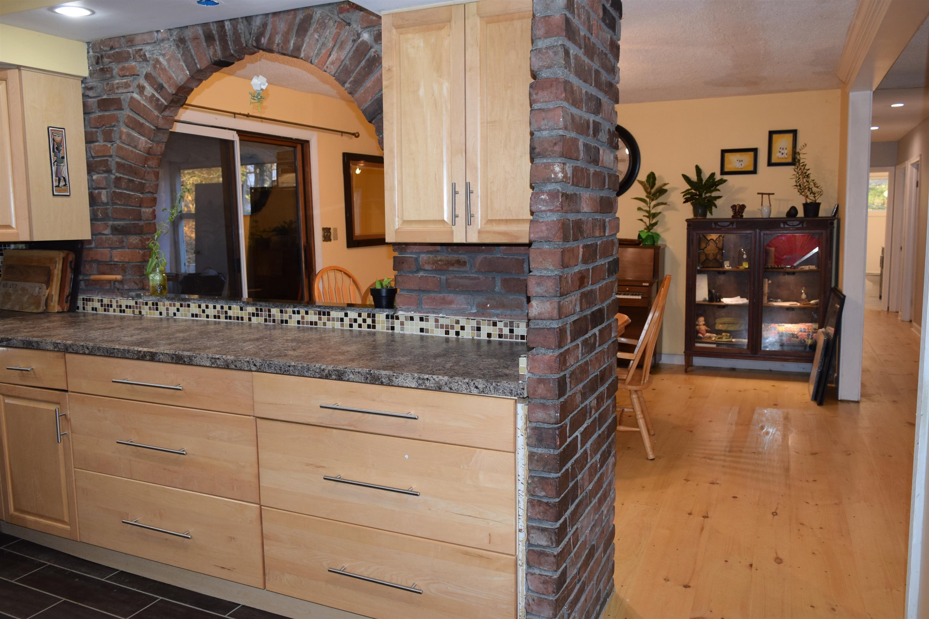 25 Heath Road Bristol, VT 05443 - Photo 11 of 37 Gallery Image 11