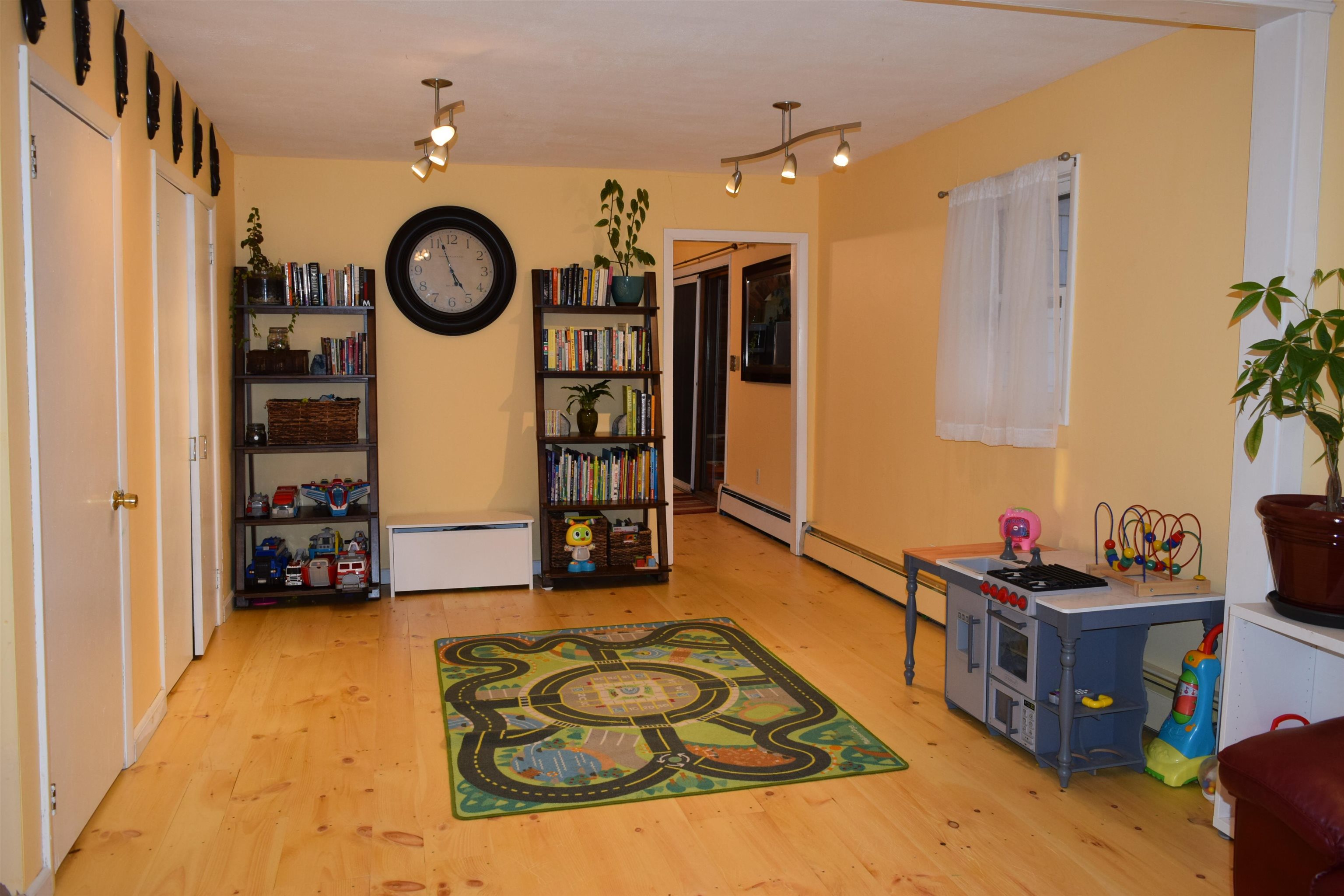 25 Heath Road Bristol, VT 05443 - Photo 14 of 37 Gallery Image 14