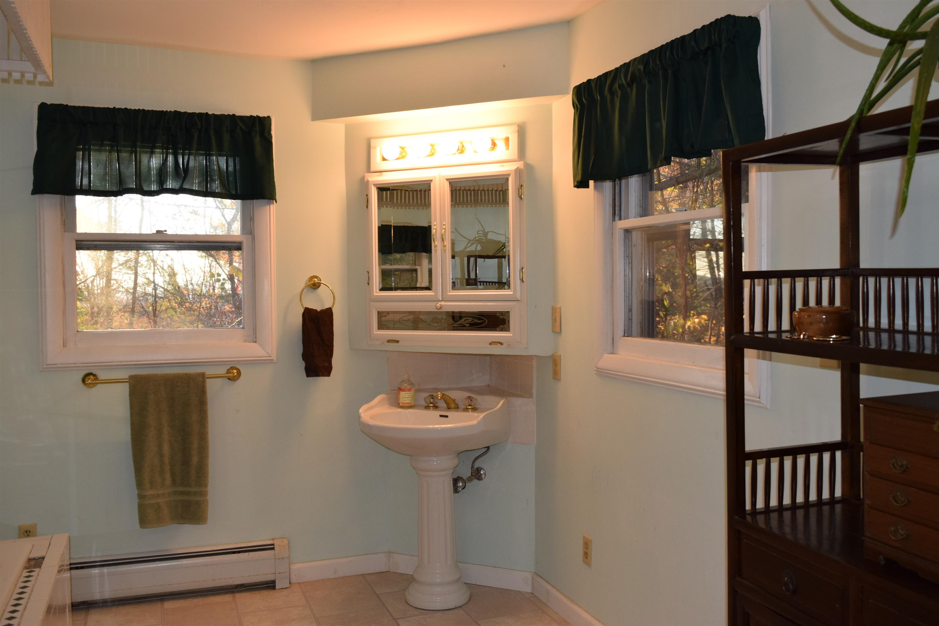 25 Heath Road Bristol, VT 05443 - Photo 19 of 37 Gallery Image 19