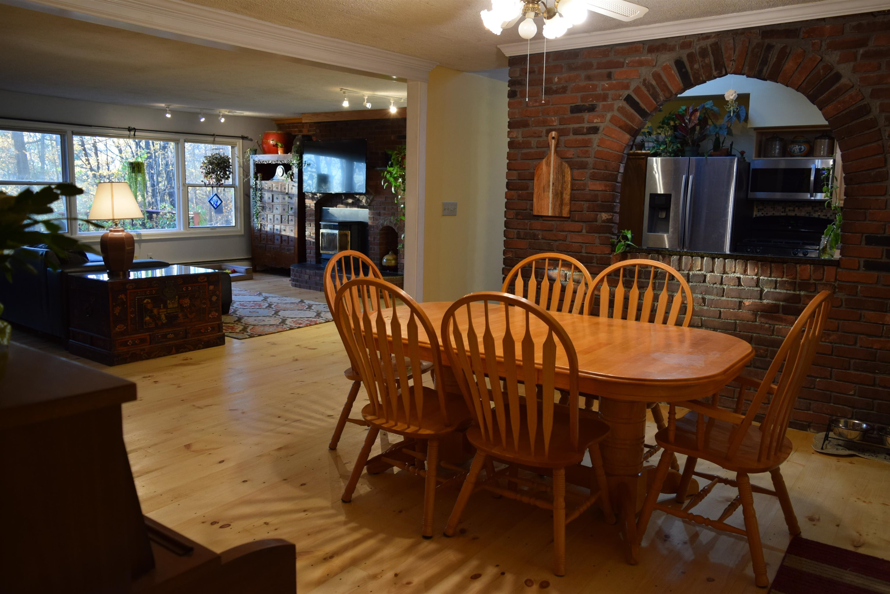 25 Heath Road Bristol, VT 05443 - Photo 10 of 37 Gallery Image 10