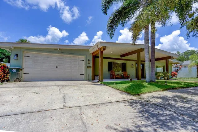 $4,795 | 215 Garden Circle, Belleair, FL 33756