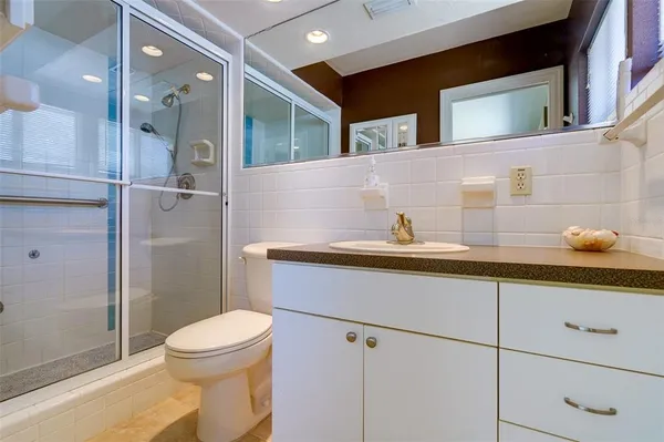 $4,595 | 215 Garden Circle, Belleair, FL 33756