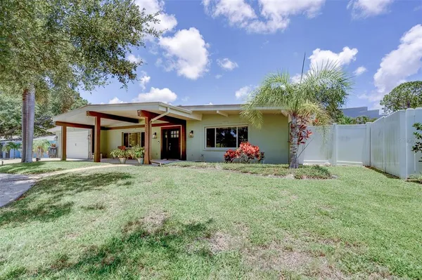 $4,595 | 215 Garden Circle, Belleair, FL 33756