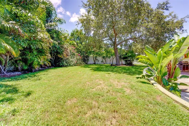 $4,795 | 215 Garden Circle, Belleair, FL 33756