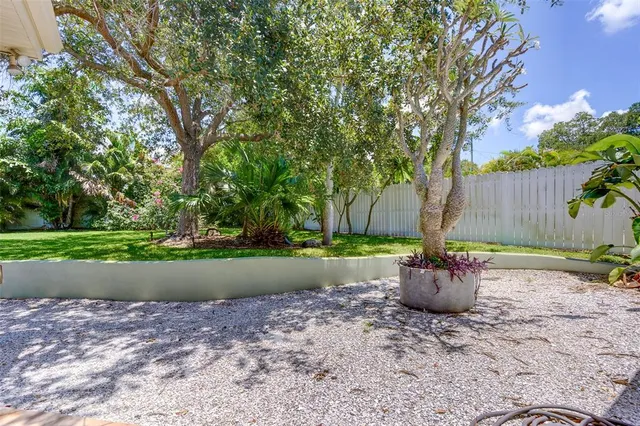 $4,795 | 215 Garden Circle, Belleair, FL 33756