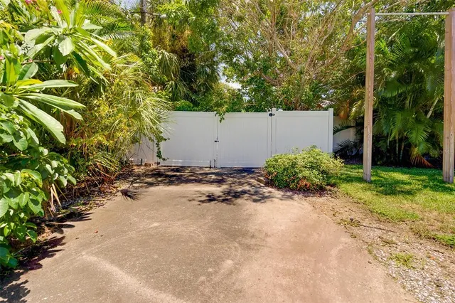 $4,795 | 215 Garden Circle, Belleair, FL 33756