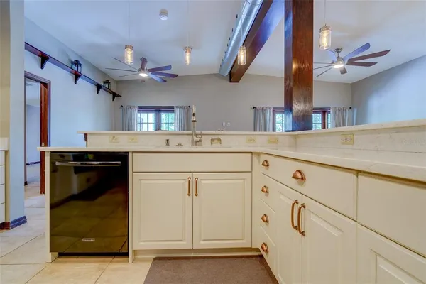 $4,595 | 215 Garden Circle, Belleair, FL 33756