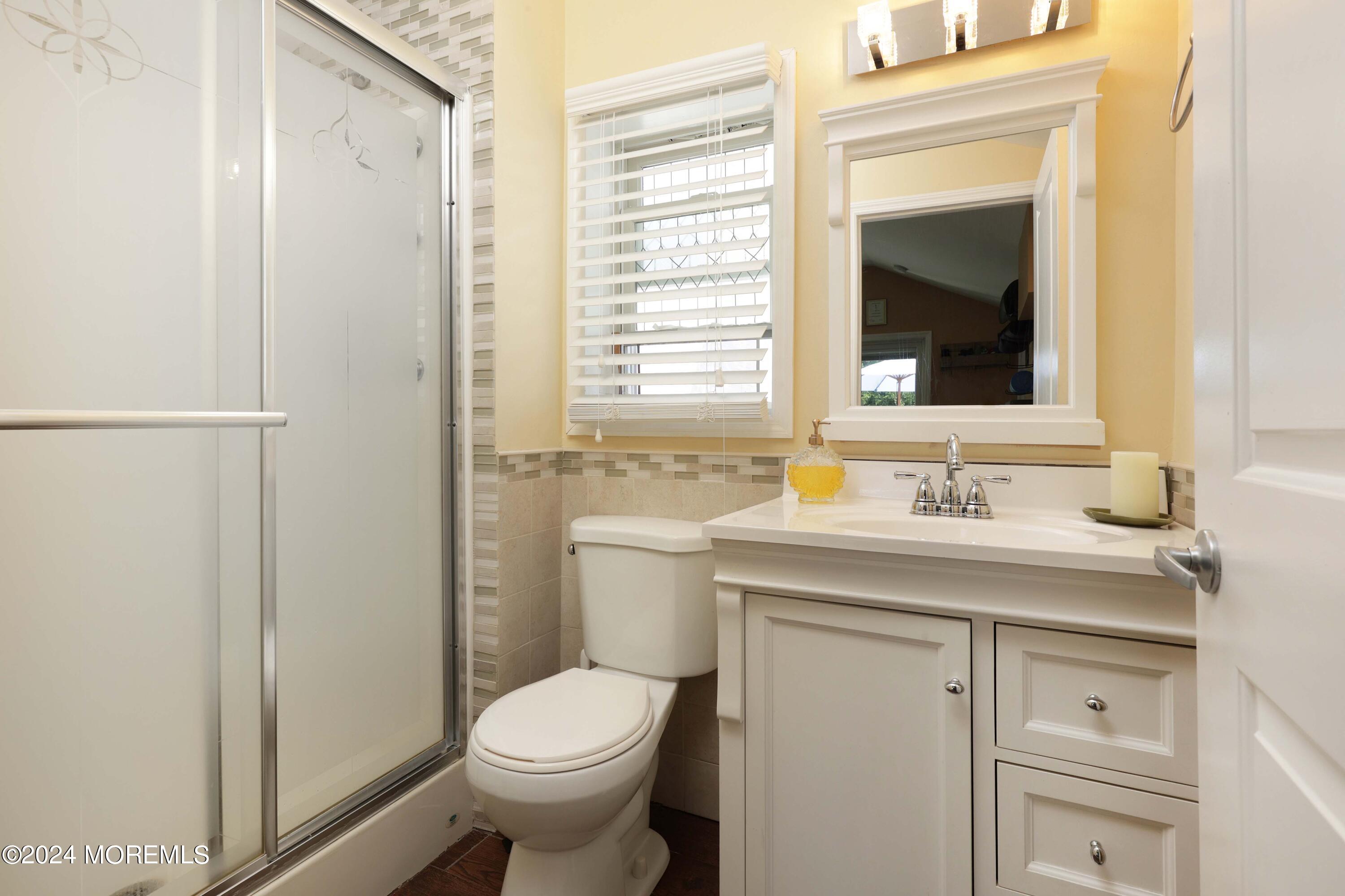 40 Oriole Road Neptune, NJ 07753 - Photo 21 of 38 758A1683