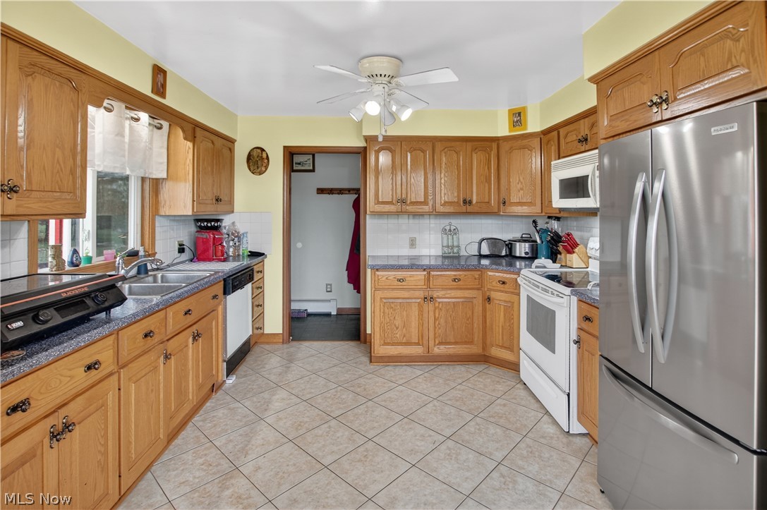 11209 Holshoe Road Homerville, OH 44235 - Photo 4 of 50