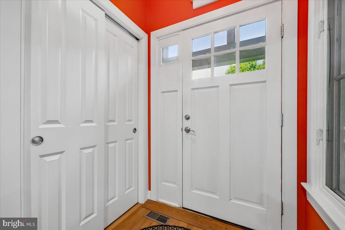 6501 Pyle Road Bethesda, MD 20817 - Photo 9 of 107 Gallery Image 9