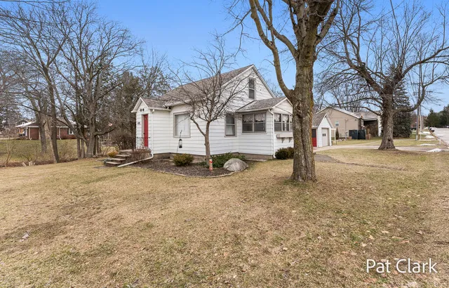 $245,000 | 630 South Stewart Avenue, Fremont, MI 49412