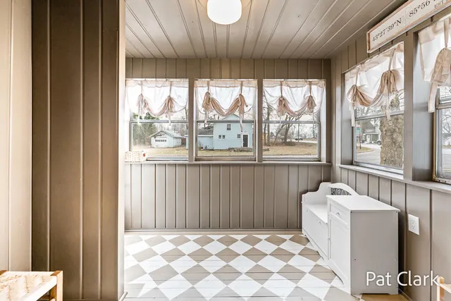 $245,000 | 630 South Stewart Avenue, Fremont, MI 49412