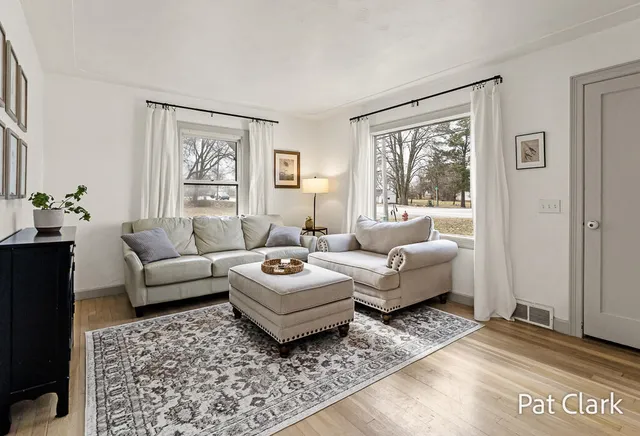 $245,000 | 630 South Stewart Avenue, Fremont, MI 49412