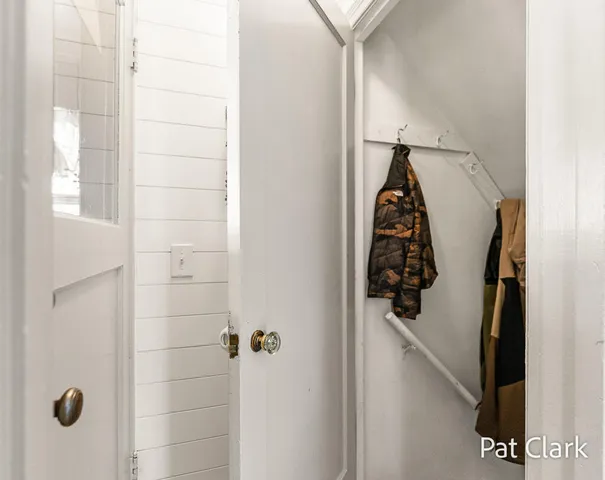 $245,000 | 630 South Stewart Avenue, Fremont, MI 49412