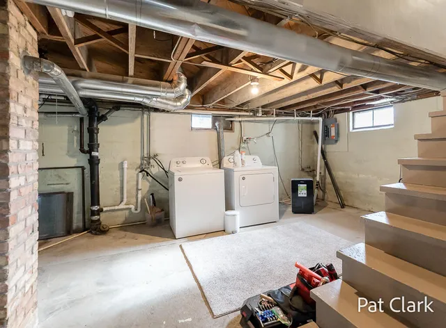 $245,000 | 630 South Stewart Avenue, Fremont, MI 49412