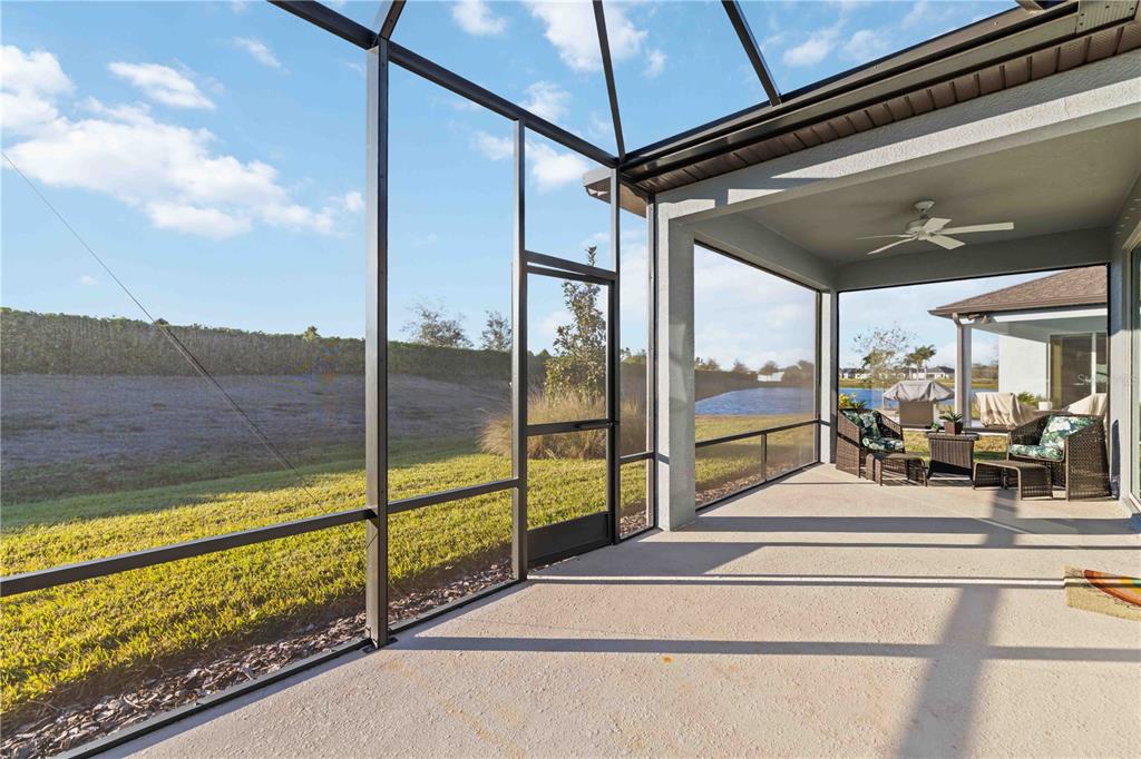 10462 Spring Tide Way Palmetto, FL 34221 - Photo 4 of 65