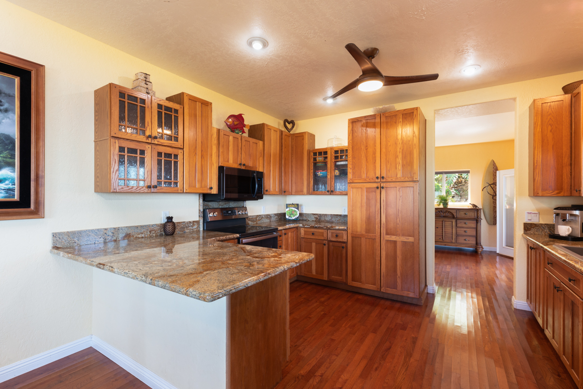 87-3190 Rd F Captain Cook, HI 96704 - Photo 13 of 30 Gallery Image 13