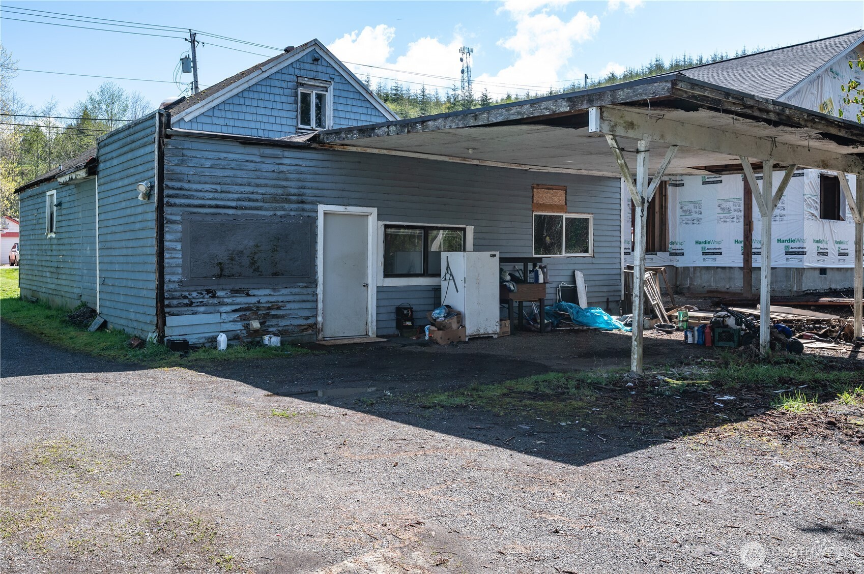 2011 Harding Road Aberdeen, WA 98520 - Photo 2 of 19