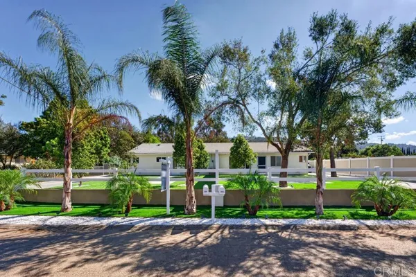 $1,150,000 | 2005-07 Camino Rainbow, Fallbrook, CA 92028