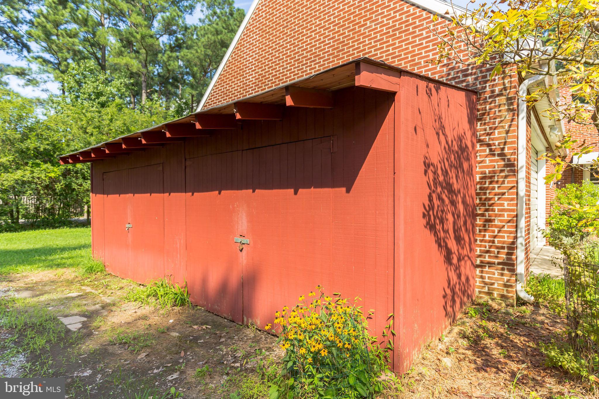 13620 Dowell Road Solomons, MD 20629 - Photo 26 of 28 Storage area alongside the garage.