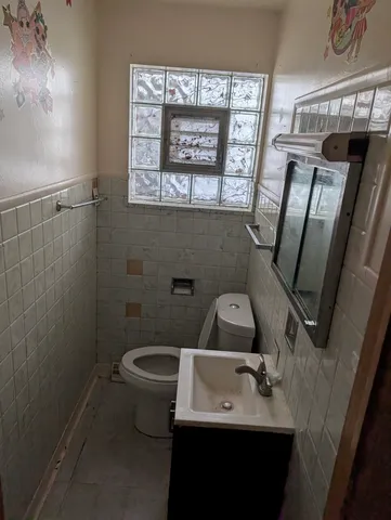 $123,000 | 7935 South East End Avenue, Chicago, IL 60617