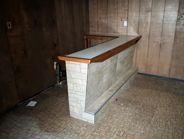 $123,000 | 7935 South East End Avenue, Chicago, IL 60617