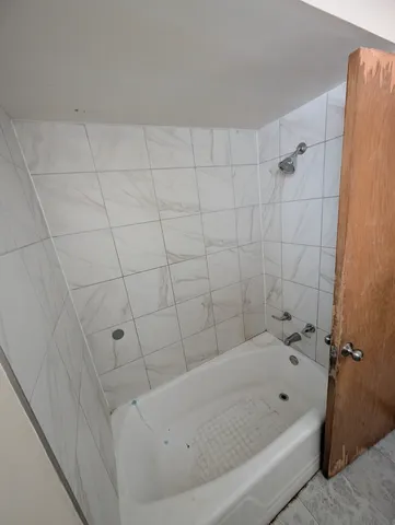 $123,000 | 7935 South East End Avenue, Chicago, IL 60617