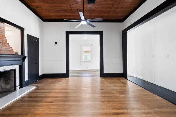 $199,000 | 327 South Robb Street, Trinity, TX 75862