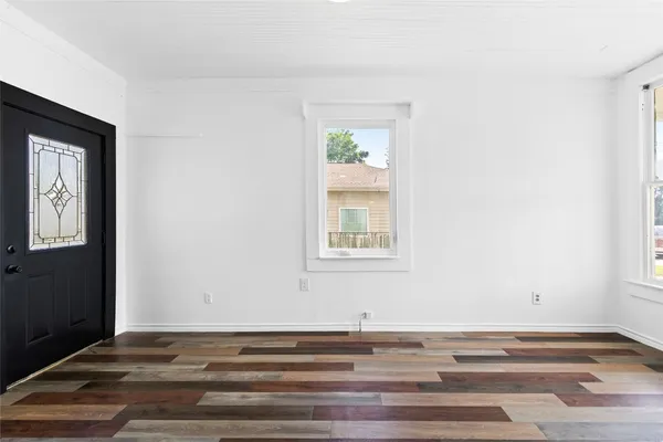 $199,000 | 327 South Robb Street, Trinity, TX 75862