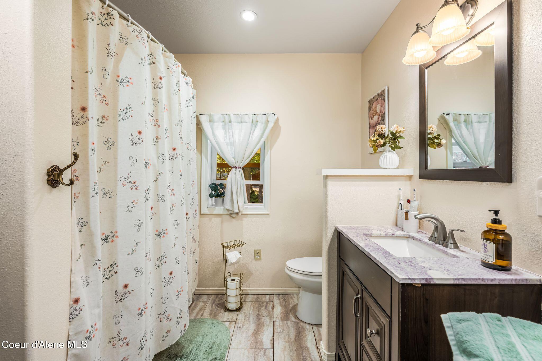 883 Mountain View Road Clark Fork, ID 83811 - Photo 21 of 52 21_A7403582