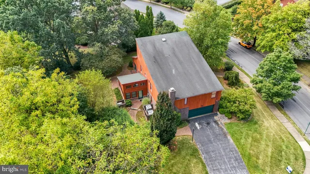 $565,000 | 3908 Short Hill Drive, Allentown, PA 18104