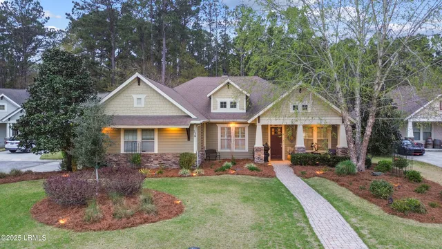 $990,000 | 33 Little Pine Court, Bluffton, SC 29910