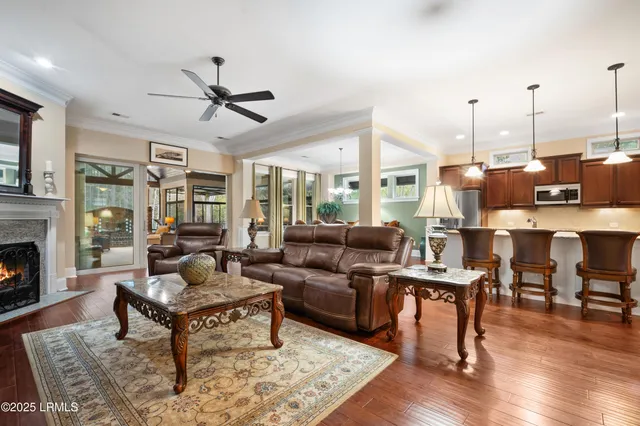 $990,000 | 33 Little Pine Court, Bluffton, SC 29910