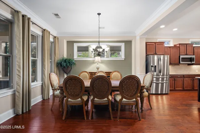 $990,000 | 33 Little Pine Court, Bluffton, SC 29910