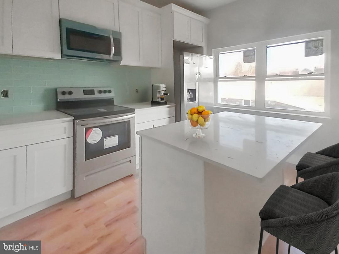 7609 Verree Road Philadelphia, PA 19111 - Photo 3 of 11 Gallery Image 3