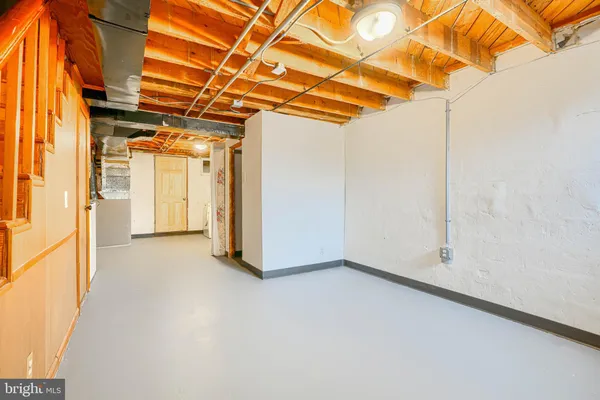 $1,695 | 6905 Bank Street, Baltimore, MD 21224