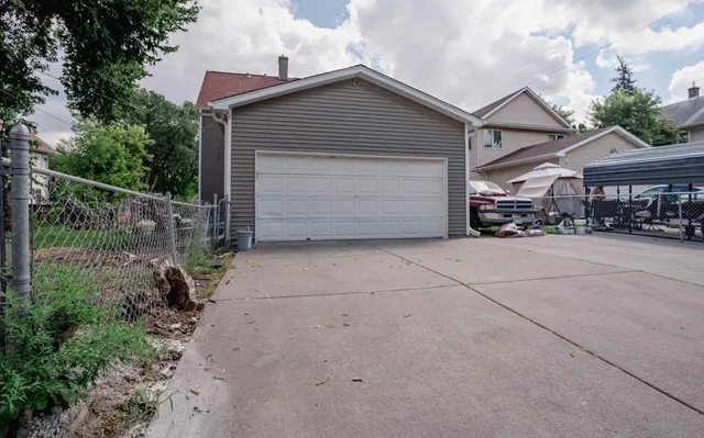 $339,000 | 1423 Penn Avenue North, Minneapolis, MN 55411