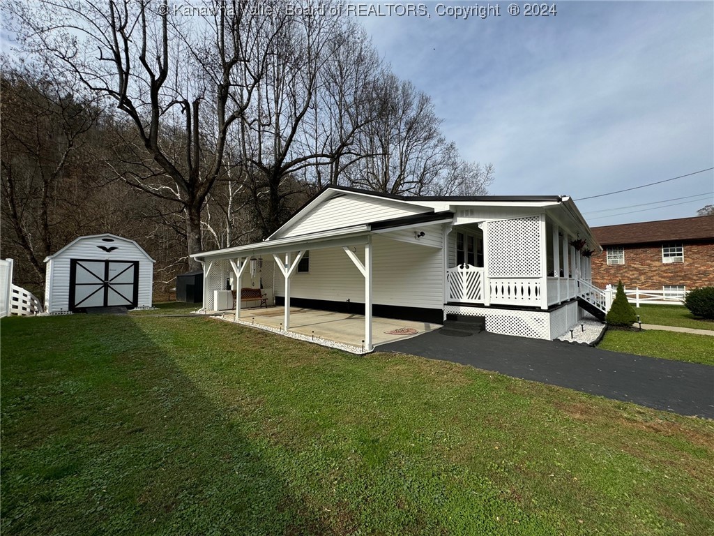 348 Elk River Road Procious, WV 25164 - Photo 30 of 37 Gallery Image 30