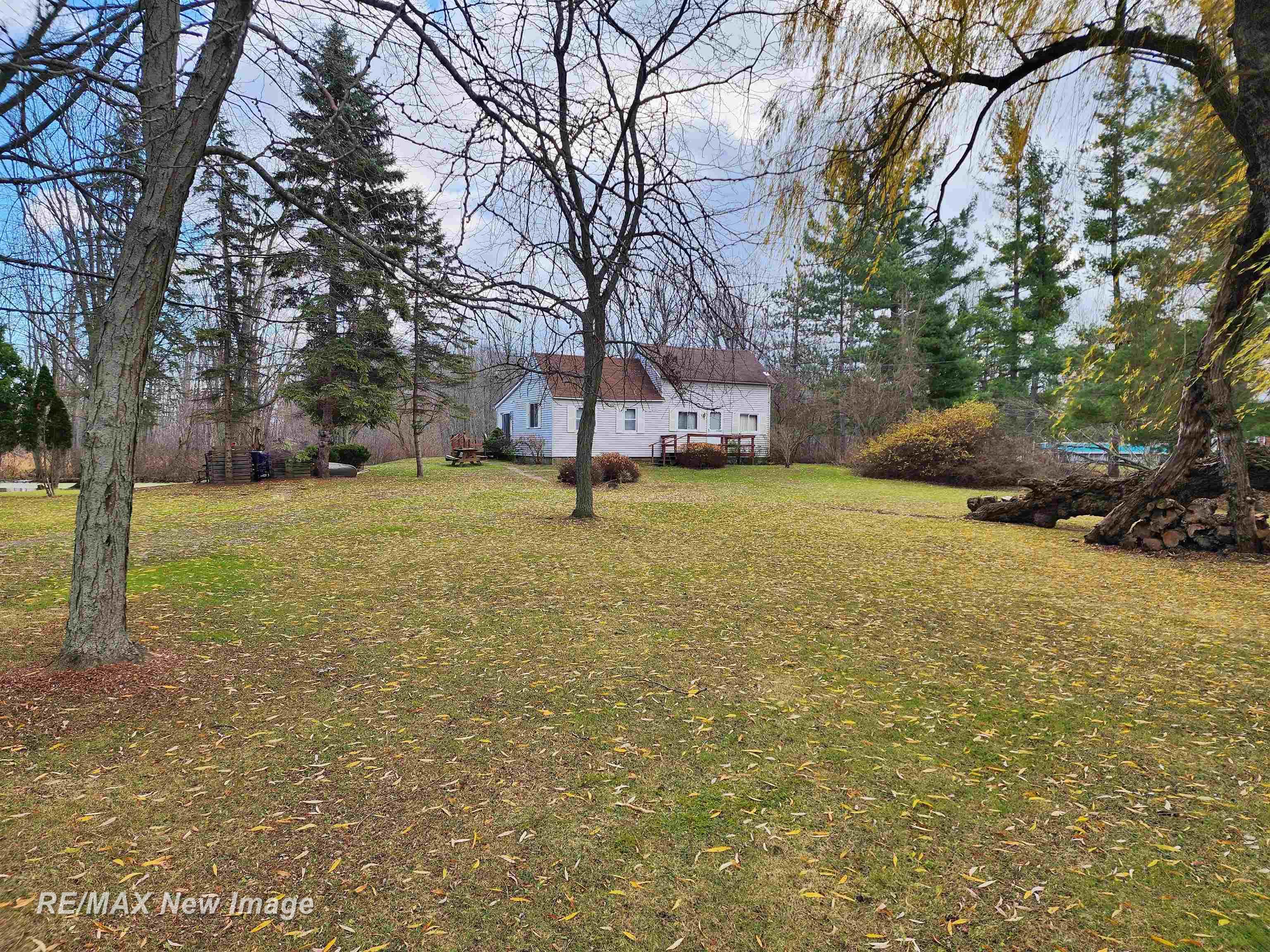 1621 Fraser Road Kawkawlin, MI 48631 - Photo 5 of 16