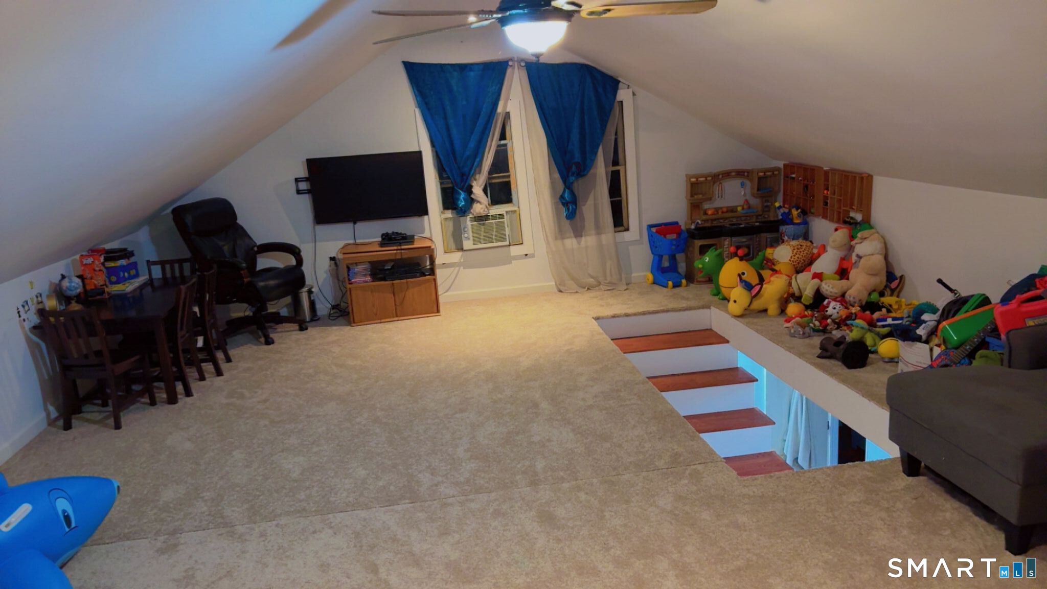 54 Mountain Road Woodbury, CT 06798 - Photo 8 of 9