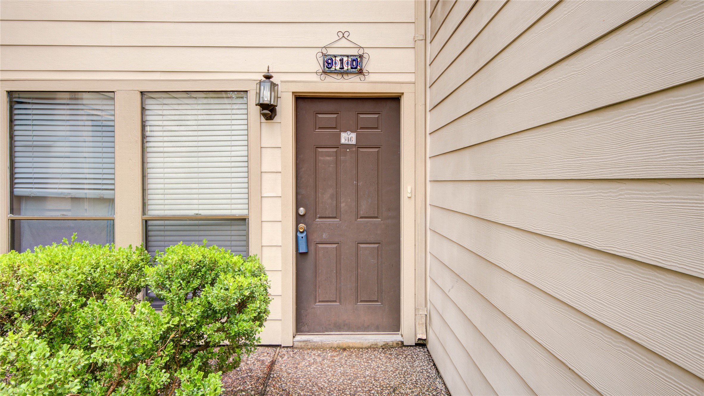 2277 South Kirkwood Road, Unit 910 Houston, TX 77077 - Photo 5 of 27