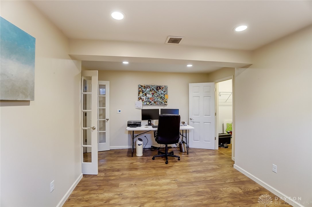1615 South Branch Road Dayton, OH 45458 - Photo 41 of 52 Gallery Image 41
